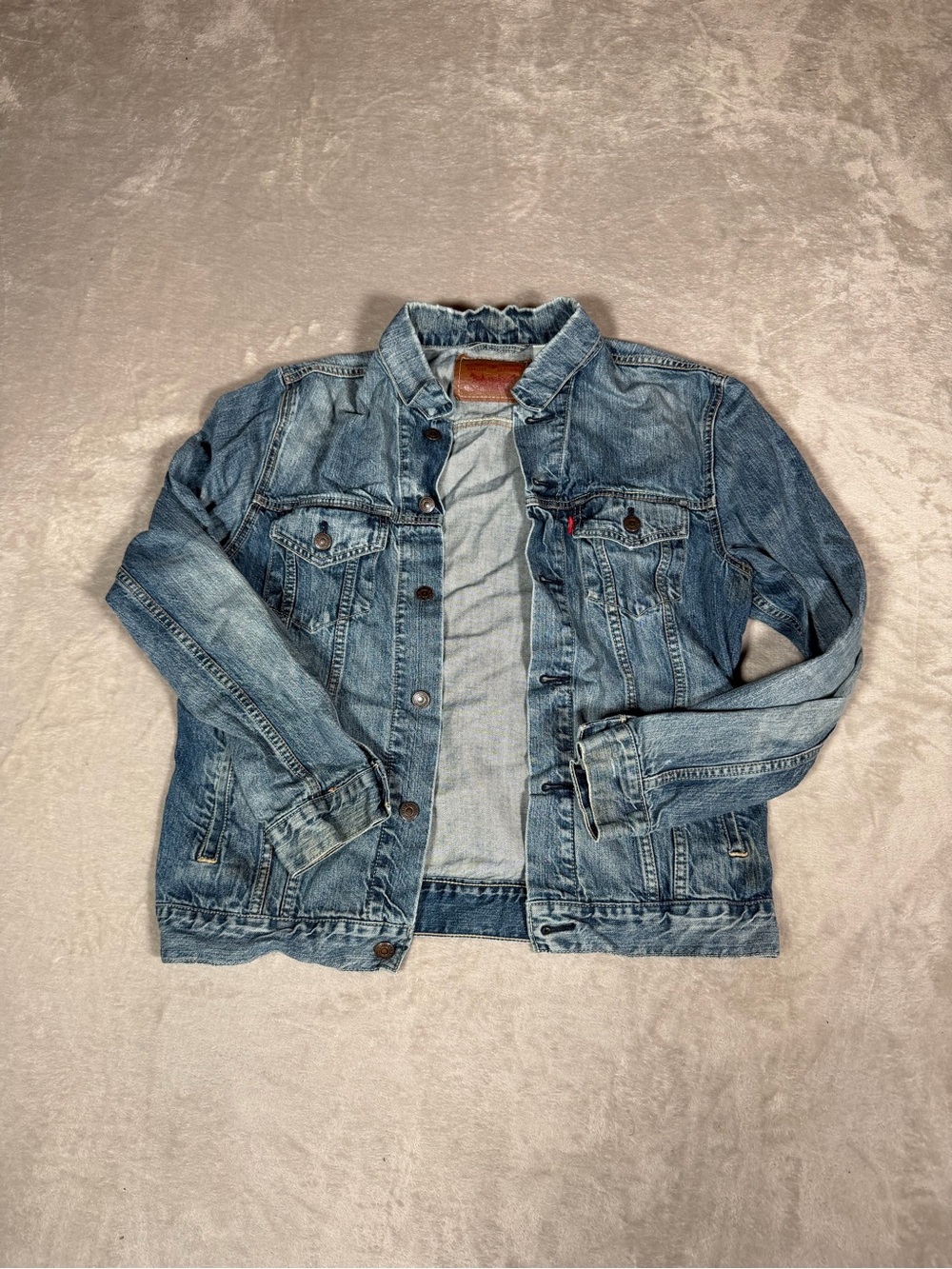 Levis Mens Light Blue Distressed Denim Trucker Jacket Faded Blue Size M